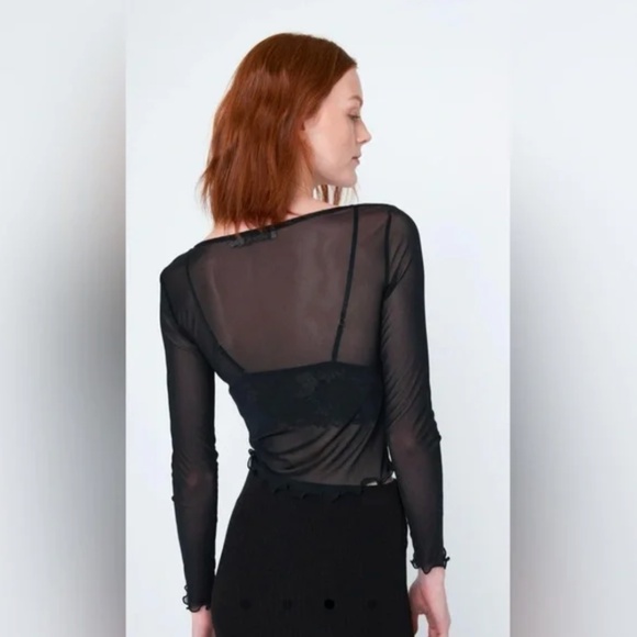 BNWOT- Plenty Propaganda Ina Sheer Mesh Long sleeve Cream Adjustable Scallop (S) - Picture 12 of 12